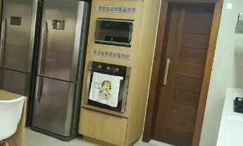 Imagem 2: Casa moderna beira mar