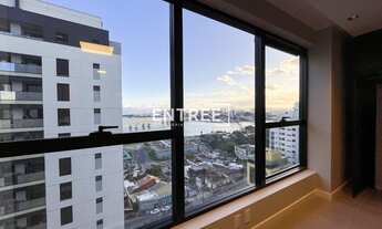 Imagem 2: Estúdio SEMIMOBILIADO com 1 vaga - Centro