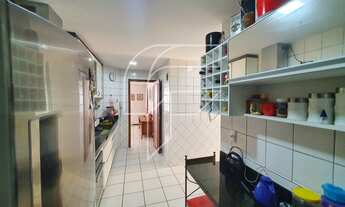 Imagem 6: 03 Quartos sendo 1 suite com DCE com 02 Vagas na Beira Mar com 02 vagas