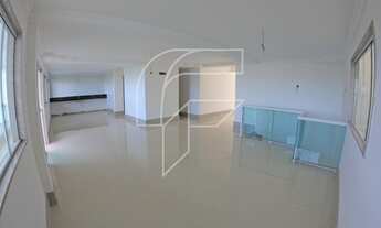 Imagem 7: Triplex de alto padrão com vista para o mar na Enseada Verde