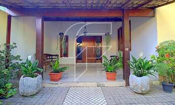 Imagem 4: Ampla casa linear completa com 4 suítes e área de lazer com piscina na Enseada Azul - Guar