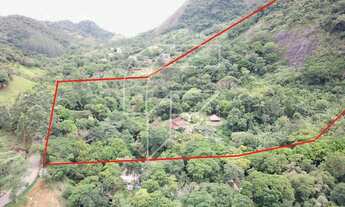 Imagem 4: Chácara a venda com 300 mil M² ou 12 Alqueires com córrego dentro da propriedade em Bueno