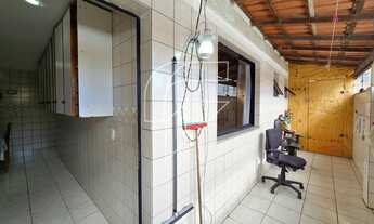 Imagem 7: Excelente 02 quartos + suíte com área lateral a poucos metros da Praia do Morro