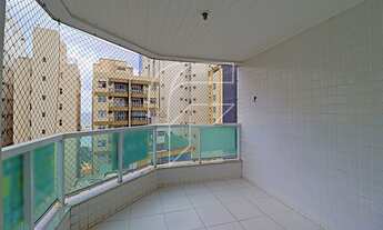 Imagem 4: Apartamento de 3 quartos, 2 varandas, andar alto com vista para o mar, em localização exce