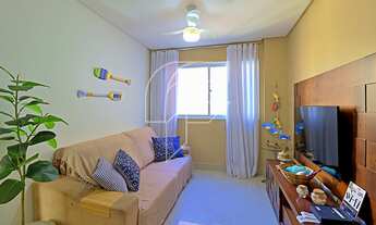 Imagem 2: Apartamento mobiliado com 02 quartos à venda, 1 suíte, 1 vaga, na quadra do Mar na Praia d