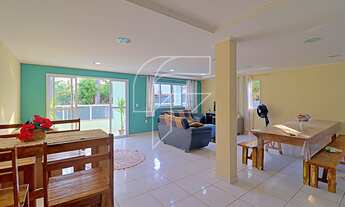 Imagem 4: Casa Triplex com 6 quartos à venda, varandas, lazer com churrasqueira, à poucos metros da