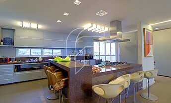 Imagem 3: Cobertura luxuoasa e exclusiva à venda, 5 quartos, 4 suítes + DCE, varanda gourmet, lazer