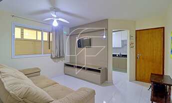 Imagem 3: Apartamento com área lateral de 2 quartos, Aluguel anual sendo 1 suíte, a venda na Praia