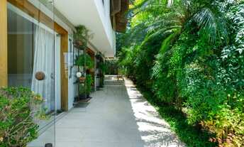 Imagem 7: Imperdível: Casa de luxo à venda no Morumbi, São Paulo-SP, com 4 quartos, 2 suítes e 370m²