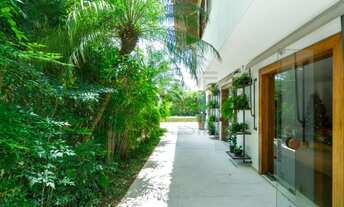 Imagem 6: Imperdível: Casa de luxo à venda no Morumbi, São Paulo-SP, com 4 quartos, 2 suítes e 370m²