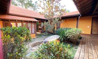 Imagem 6: Casa em Condomínio Fechado no São Fernando Golf Club em Cotia-SP: Disponível para venda ou