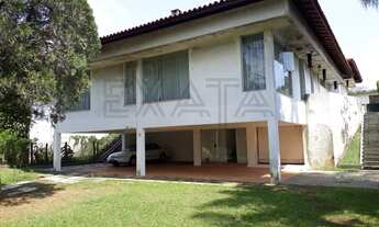 Imagem: Luxuosa casa em condomínio à venda ou