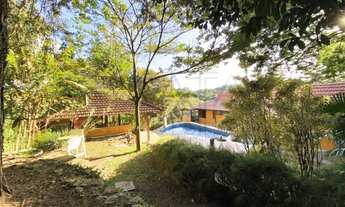 Imagem 3: Casa em Condomínio Fechado no São Fernando Golf Club em Cotia-SP: Disponível para venda ou