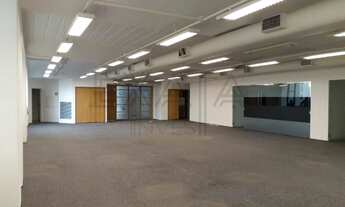 Imagem 2: Conjunto Comercial de Alto Padrão no Brooklin Novo - 374,80 m², 9 banheiros e 8 vagas de g