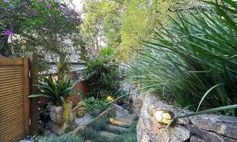 Imagem 4: Imperdível: Casa à venda em Granja Viana, Cotia-SP, bairro Chácara Eliana, 5 quartos e 3 s