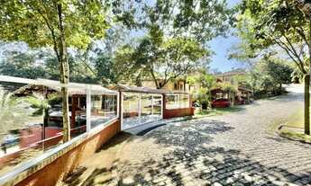 Imagem 5: Imponente casa de luxo à venda em Condomínio Villagio Toscano em Granja Viana -SP: 4 quart