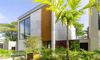 Imagem: Luxuosa casa à venda em condomínio no