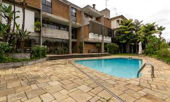 Imagem: Imponente residência de luxo com 4 suítes