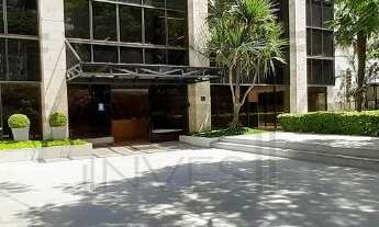 Imagem 2: Conjunto Comercial de Alto Padrão no Itaim Bibi, São Paulo-SP: 4 Salas, 4 Banheiros, 8 Vag