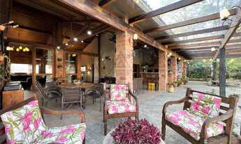 Imagem: Casa de Luxo à venda em Condomínio Fechado