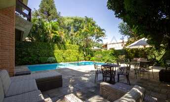 Imagem 4: Casa de Luxo à Venda em São Paulo - Jardim Guedala: 4 quartos, 4 suítes, 5 salas, 6 banhei