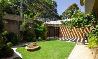 Imagem 6: Casa de Luxo à Venda em São Paulo - Jardim Guedala: 4 quartos, 4 suítes, 5 salas, 6 banhei