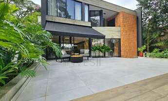 Imagem 2: Imperdível Casa de Luxo à Venda no Brooklin Paulista: 3 Quartos, 3 Suítes, 5 Salas, 6 Banh