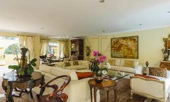 Imagem 2: Luxuosa Casa à Venda na Praça Vinícius de Moraes, Morumbi, São Paulo-SP: 4 Quartos, 3 Suít