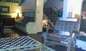 Imagem 4: Casa à venda próximo ao Estádio do São Paulo F.C. no Jardim Leonor, São Paulo-SP, com 4 Qu