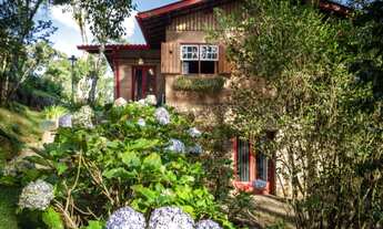 Imagem: Luxuosa mansão à venda em Campos do Jordão-SP