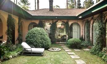 Imagem 5: Luxuosa mansão à venda em Campos do Jordão-SP, no exclusivo bairro Toriba, com 6 quartos