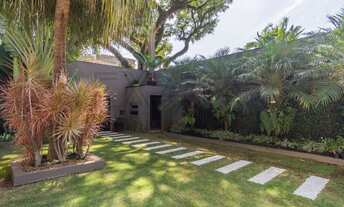 Imagem 7: Mansão, Casa de luxo à venda no Pacaembu: 5 quartos, 5 suítes, 5 salas, 6 banheiros, 4 vag