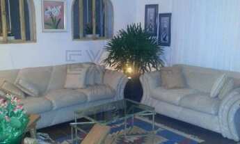 Imagem 7: Casa à venda próximo ao Estádio do São Paulo F.C. no Jardim Leonor, São Paulo-SP, com 4 Qu