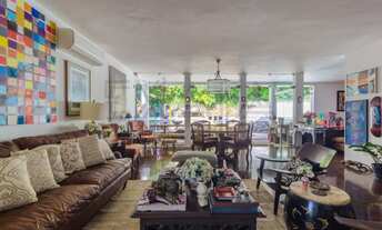 Imagem 2: Imperdível Casa à Venda no Jardim Guedala em São Paulo-SP, OPORTUNIDADE ÚNICA! 4 Quartos