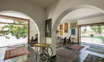 Imagem 6: Casa de Luxo à Venda em Paineiras do Morumbi, Cidade Jardim, São Paulo-SP: 5 quartos, 3 su