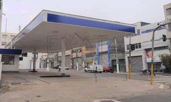 Imagem: Prédio Comercial, Posto de Gasolina, no