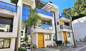 Imagem: Casa em Condomínio de Alto Padrão em Cotia-SP