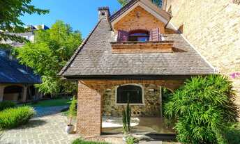 Imagem 5: Luxuosa mansão de alto padrão em condomínio, ( Rua Fechada) no Jardim Leonor, SP: 5 quarto