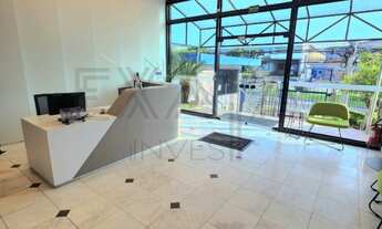 Imagem 2: Prédio / Galpão Industrial Logístico à venda em Barueri-SP: Com Renda, 100 salas, 40 banhe