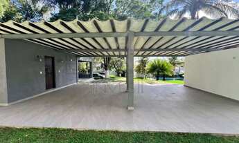 Imagem 6: Casa à venda no Condomínio Chácara das Paineiras II Granja Viana-SP. Completa e impecável