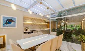 Imagem 6: Casa de alto padrão em condomínio à venda no Real Parque, São Paulo-SP: 4 quartos, 4 suíte