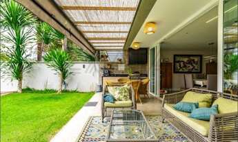 Imagem: Residência de Luxo à venda em Condomínio