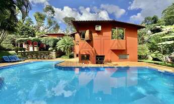 Imagem: Imóvel de luxo à venda em condomínio