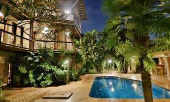 Imagem: Imponente mansão à venda no Condomínio