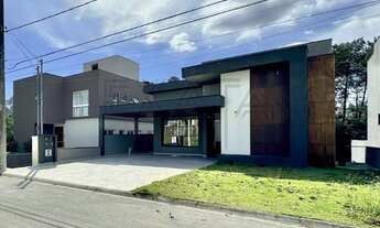 Imagem 3: Casa de luxo à venda no Condomínio Reserva Santa, Jardim do Golf I: Nova, piscina, jacuzzi