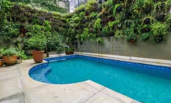 Imagem 5: Luxuosa Casa à venda em condomínio de Alto Padrão na Cidade Jardim, São Paulo: Com Elevado