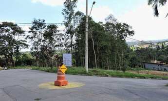 Imagem 6: Imperdível Casa à venda no Condomínio Chácara dos Lagos na Granja Viana-SP, com 3 Quartos