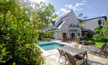 Imagem 2: Imóvel de luxo à venda no Morumbi: Casa com 4 suítes sendo uma master com walking closet S