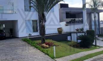 Imagem: Casa de luxo à venda em Condomínio Fechado