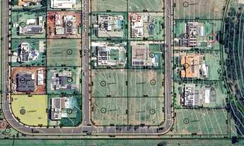 Imagem: Terreno à venda em condomínio de luxo